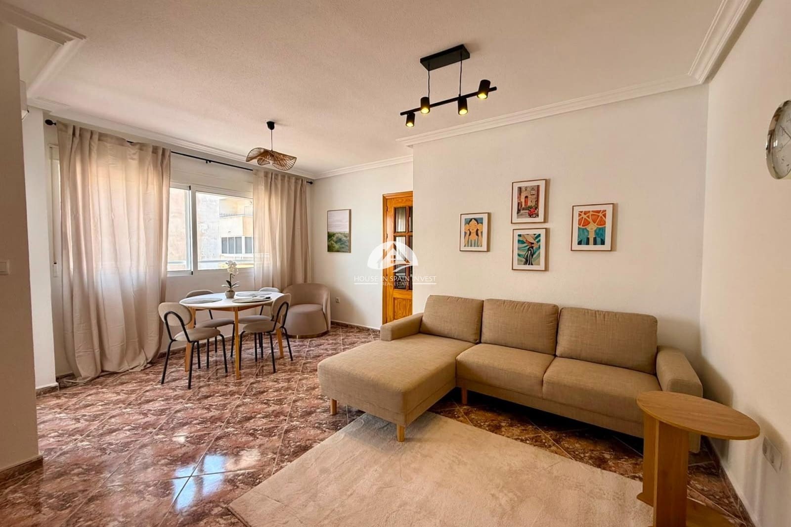 2 soverom Leilighet til salgs i Torrevieja - € 159 900 (Ref: 10007908)