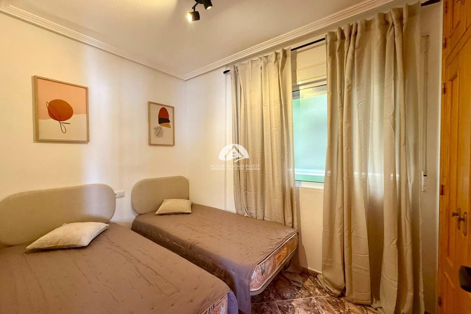 2 soverom Leilighet til salgs i Torrevieja - € 159 900 (Ref: 10007908)
