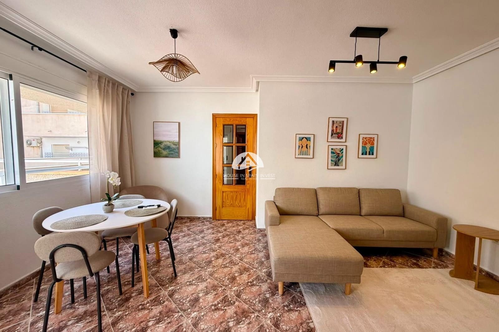 2 soverom Leilighet til salgs i Torrevieja - € 159 900 (Ref: 10007908)