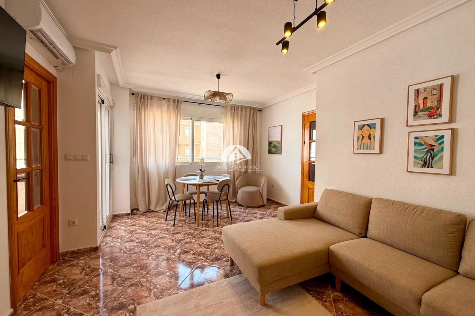 2 soverom Leilighet til salgs i Torrevieja - € 159 900 (Ref: 10007908)
