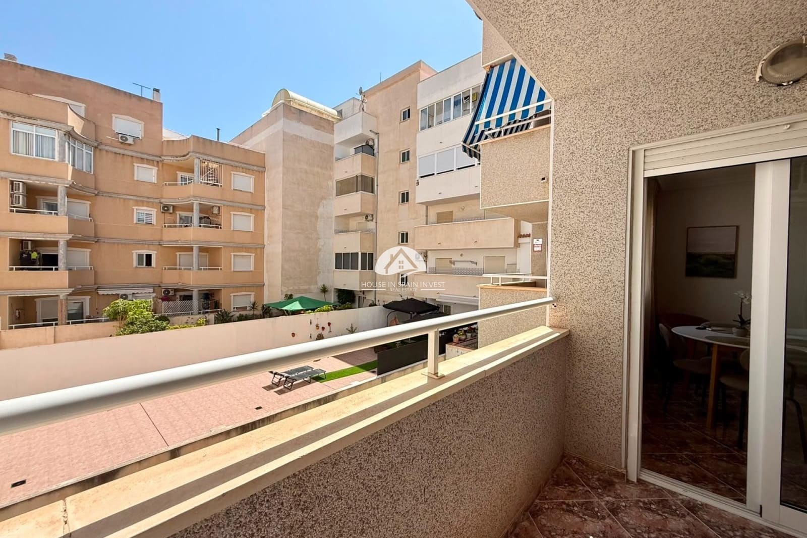2 soverom Leilighet til salgs i Torrevieja - € 159 900 (Ref: 10007908)