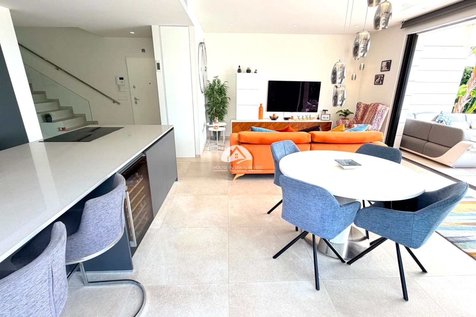 4 soveværelse Villa til salg i Los Montesinos med swimmingpool - € 595.000 (Ref: 10007909)