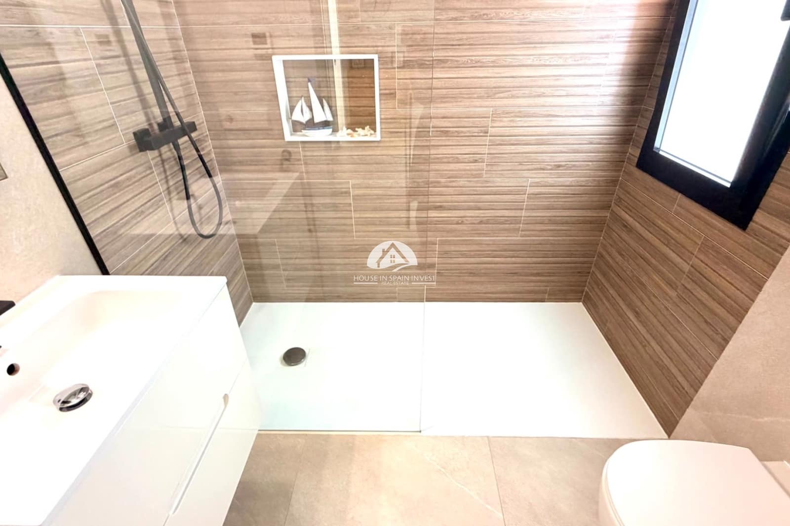 4 soveværelse Villa til salg i Los Montesinos med swimmingpool - € 595.000 (Ref: 10007909)