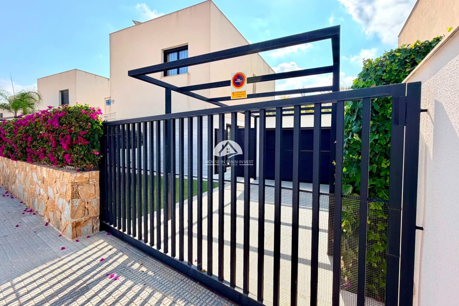 4 soveværelse Villa til salg i Los Montesinos med swimmingpool - € 595.000 (Ref: 10007909)