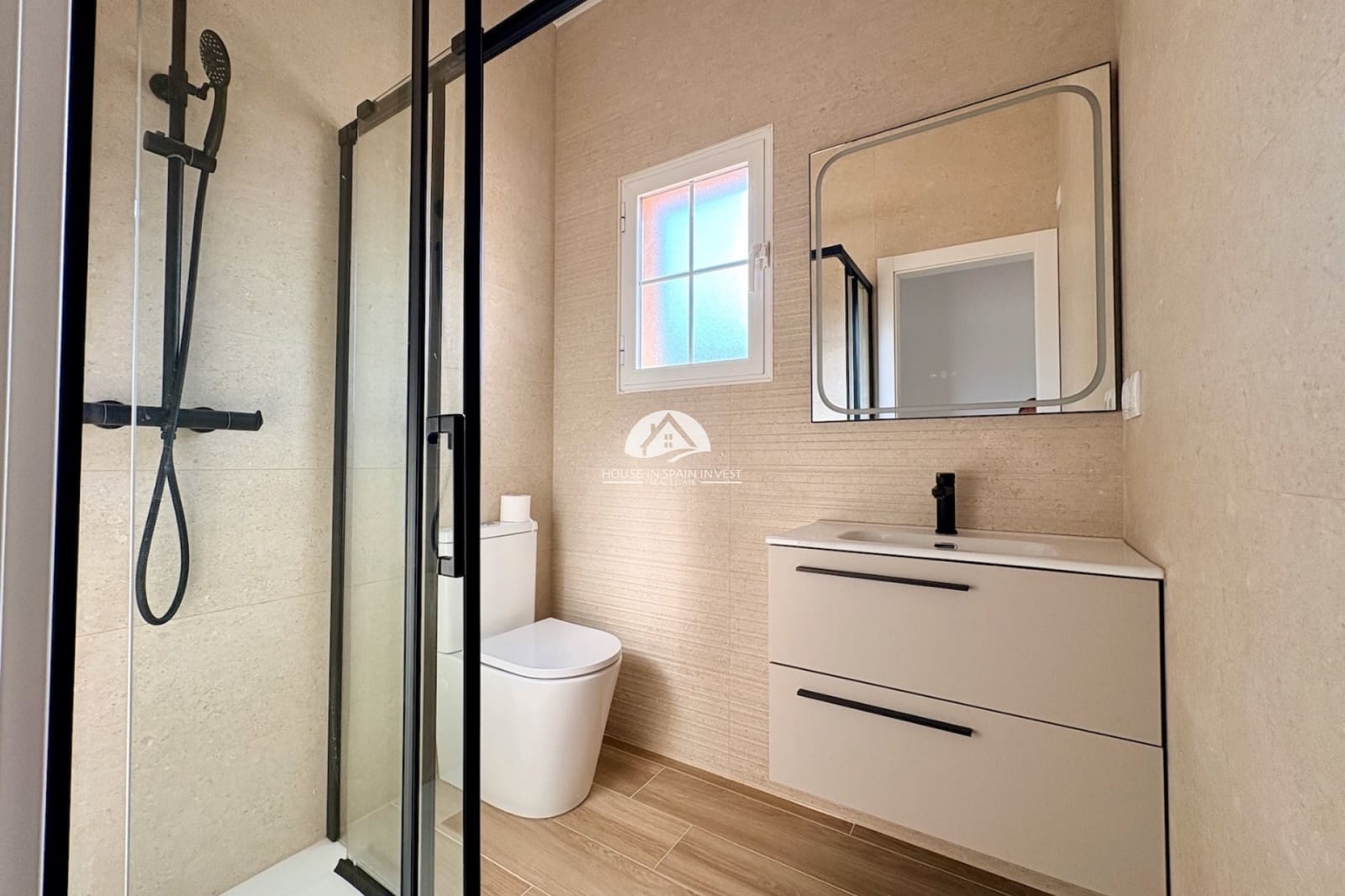 4 quarto Moradia para venda em Los Balcones com piscina - 270 000 € (Ref: 10007910)