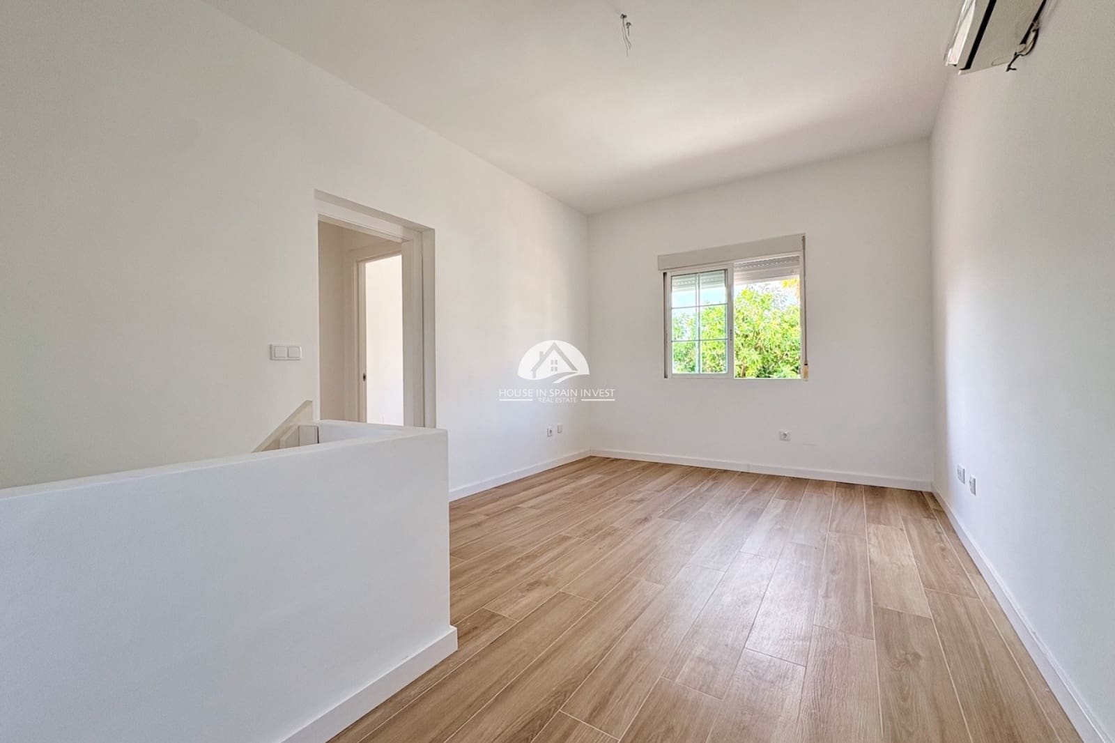 4 quarto Moradia para venda em Los Balcones com piscina - 270 000 € (Ref: 10007910)