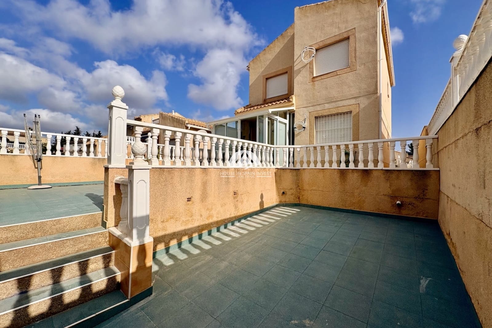4 quarto Moradia para venda em Los Balcones com piscina - 270 000 € (Ref: 10007910)