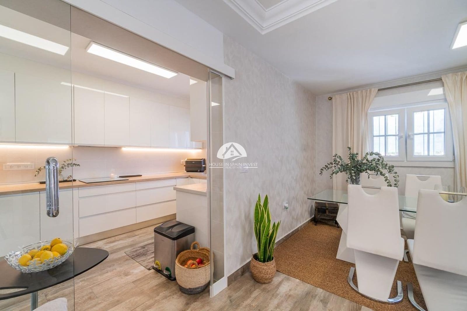4 camera da letto Villa in vendita in San Miguel de Salinas con piscina - 365.000 € (Rif: 10007912)