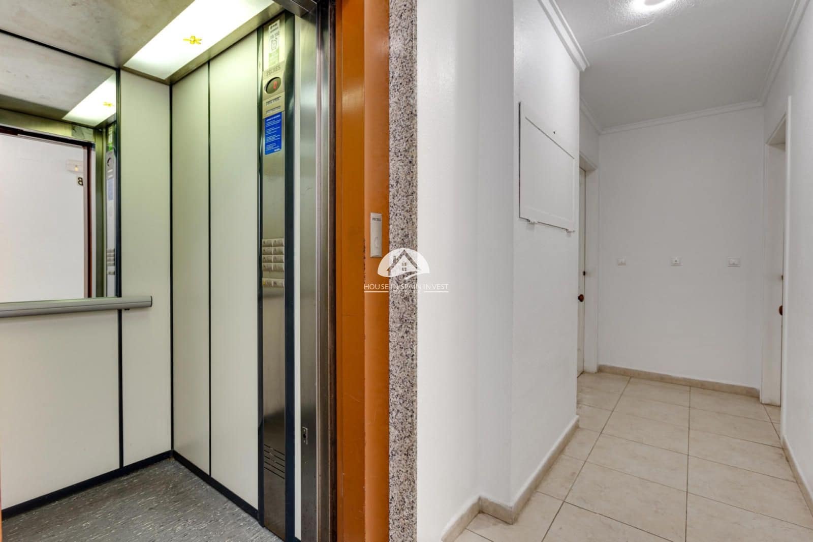 2 Zimmer Apartment zu verkaufen in Torrevieja mit Pool - 164.969 € (Ref: 10007914)