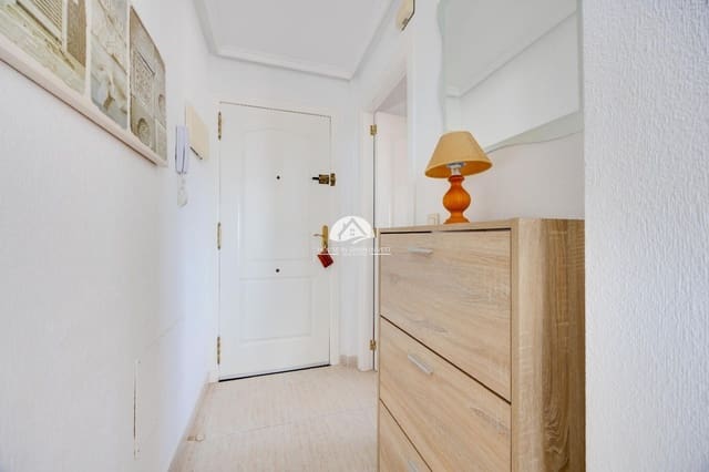 Apartamento de 2 habitaciones en Nueva Torrevieja, Torrevieja en venta con piscina - 164.969 € (Ref: 10007914)