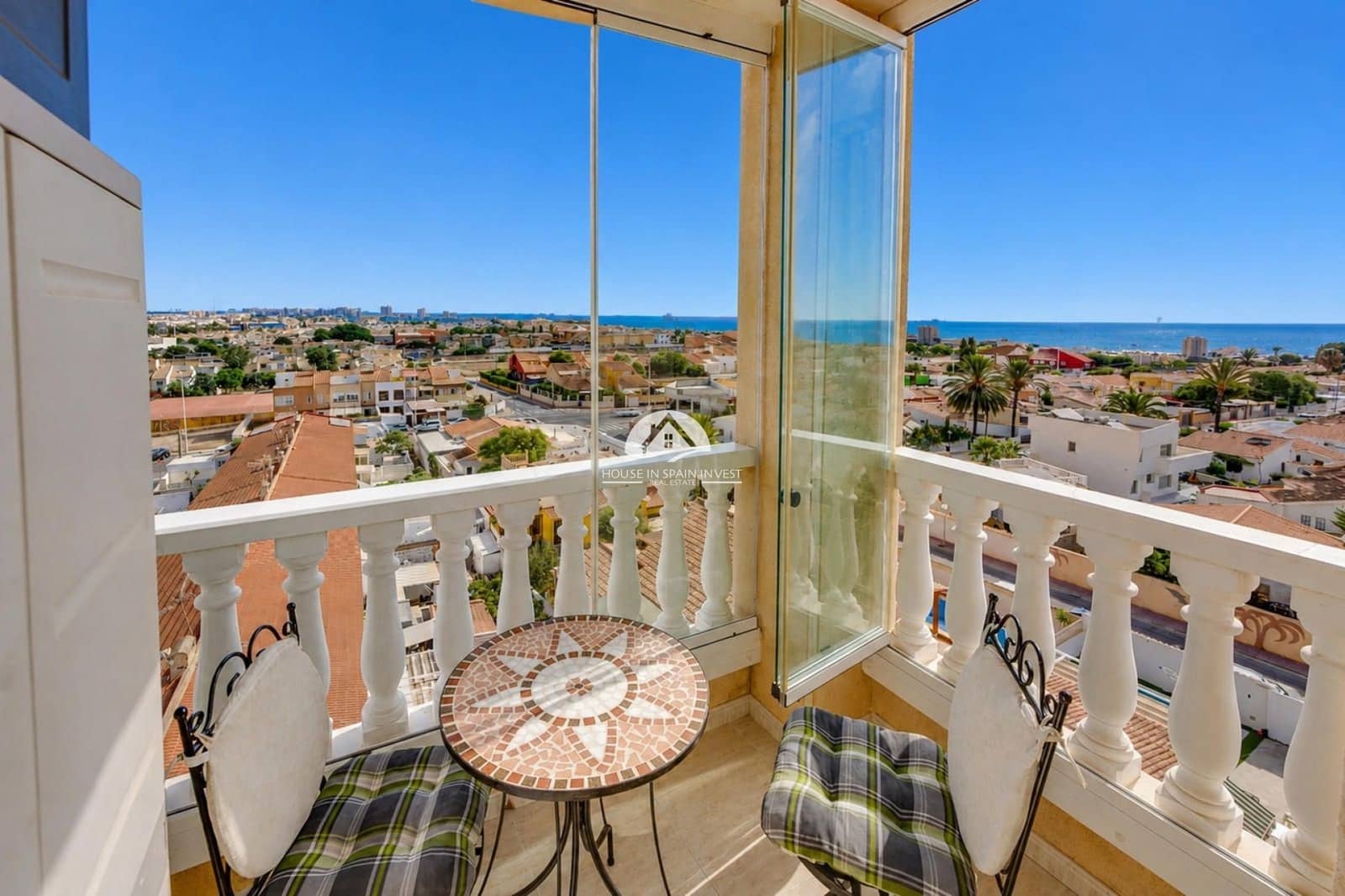 2 Zimmer Apartment zu verkaufen in Torrevieja mit Pool - 164.969 € (Ref: 10007914)