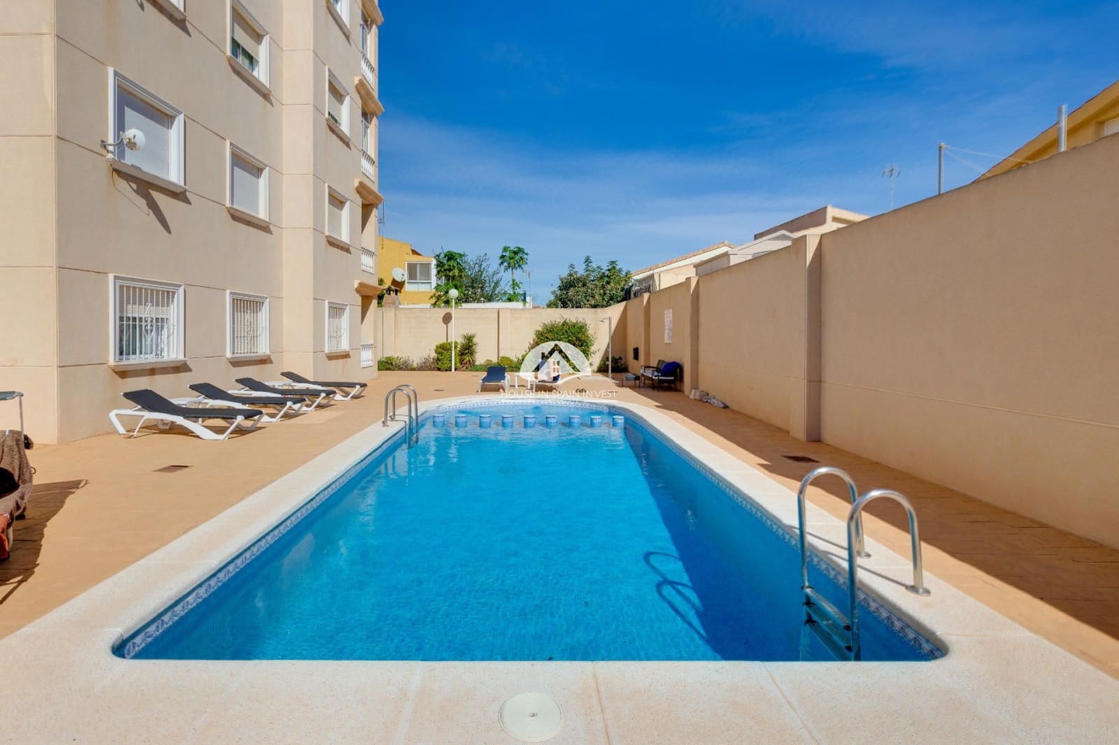 2 Zimmer Apartment zu verkaufen in Torrevieja mit Pool - 164.969 € (Ref: 10007914)