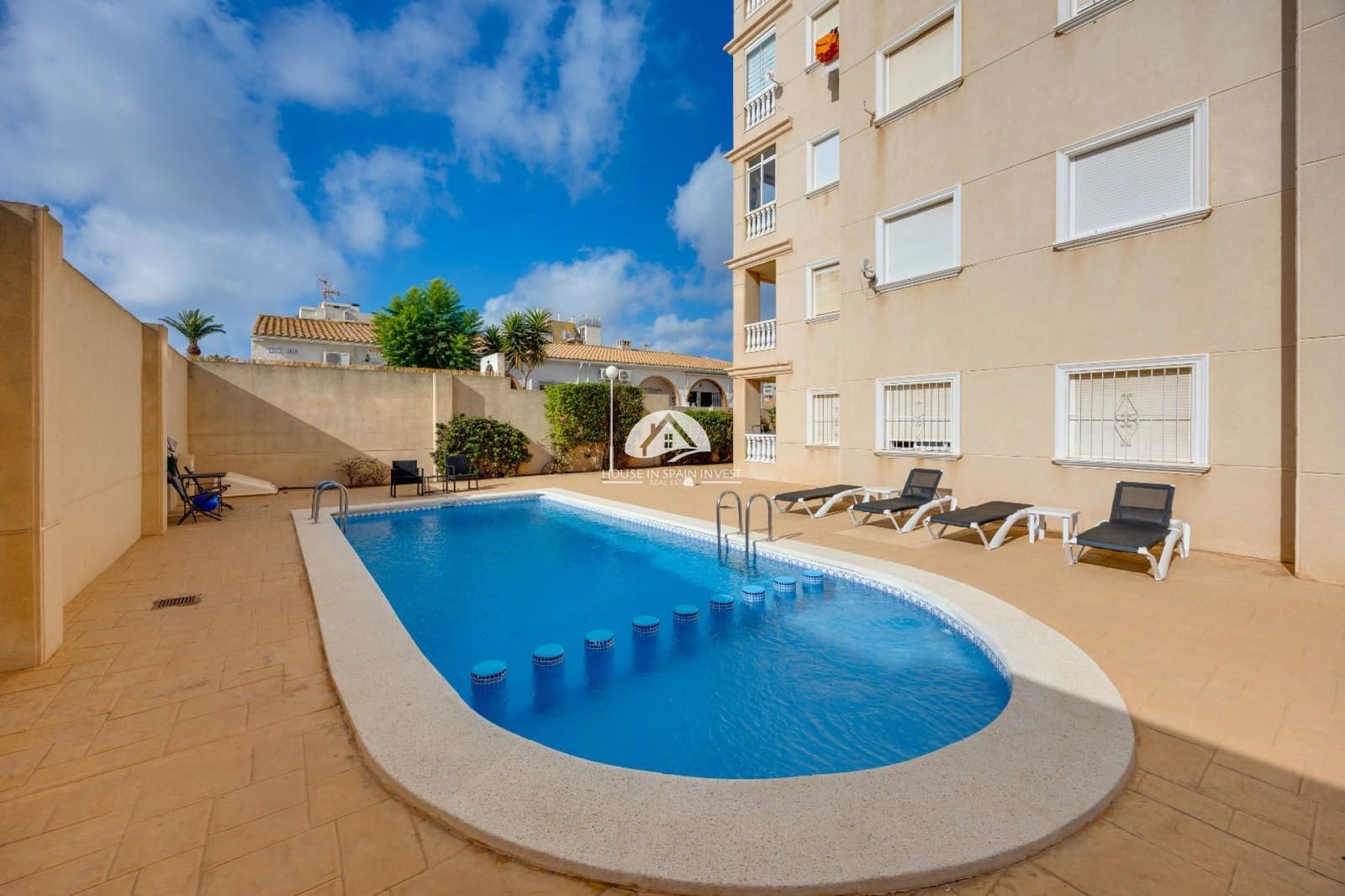 2 Zimmer Apartment zu verkaufen in Torrevieja mit Pool - 164.969 € (Ref: 10007914)