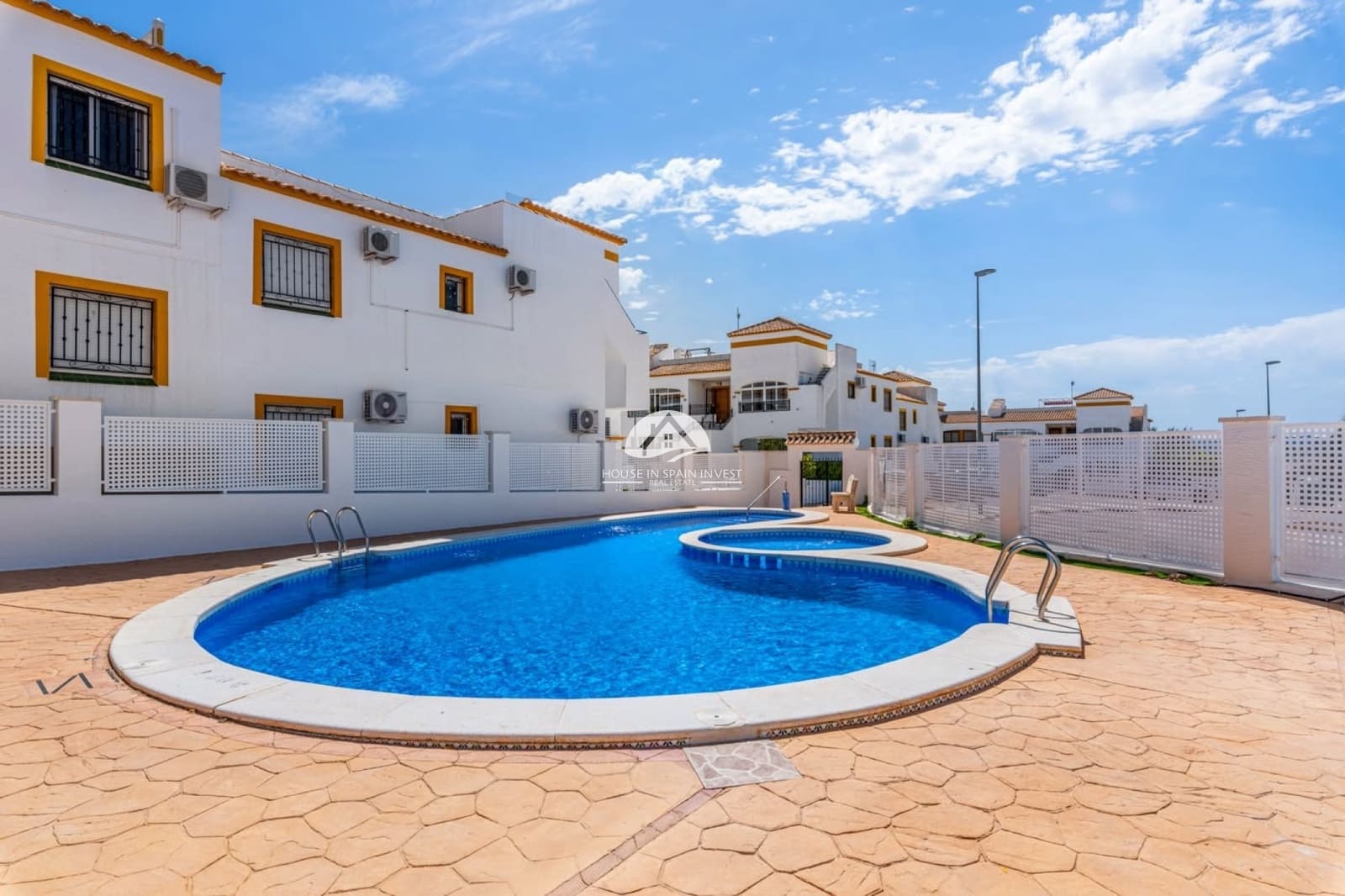 2 makuuhuone Huoneisto myytävänä paikassa Orihuela Costa - 135 000 € (Ref: 10007917)