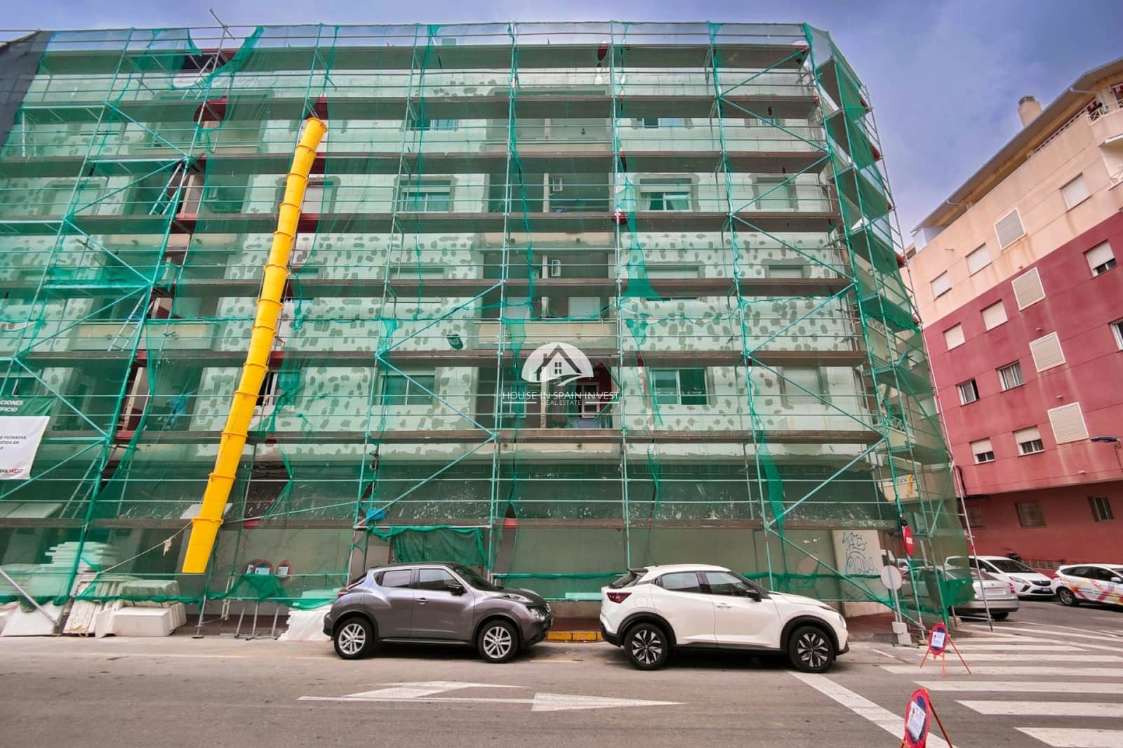 Commercial for sale in Torrevieja - € 450,000 (Ref: 10014268)