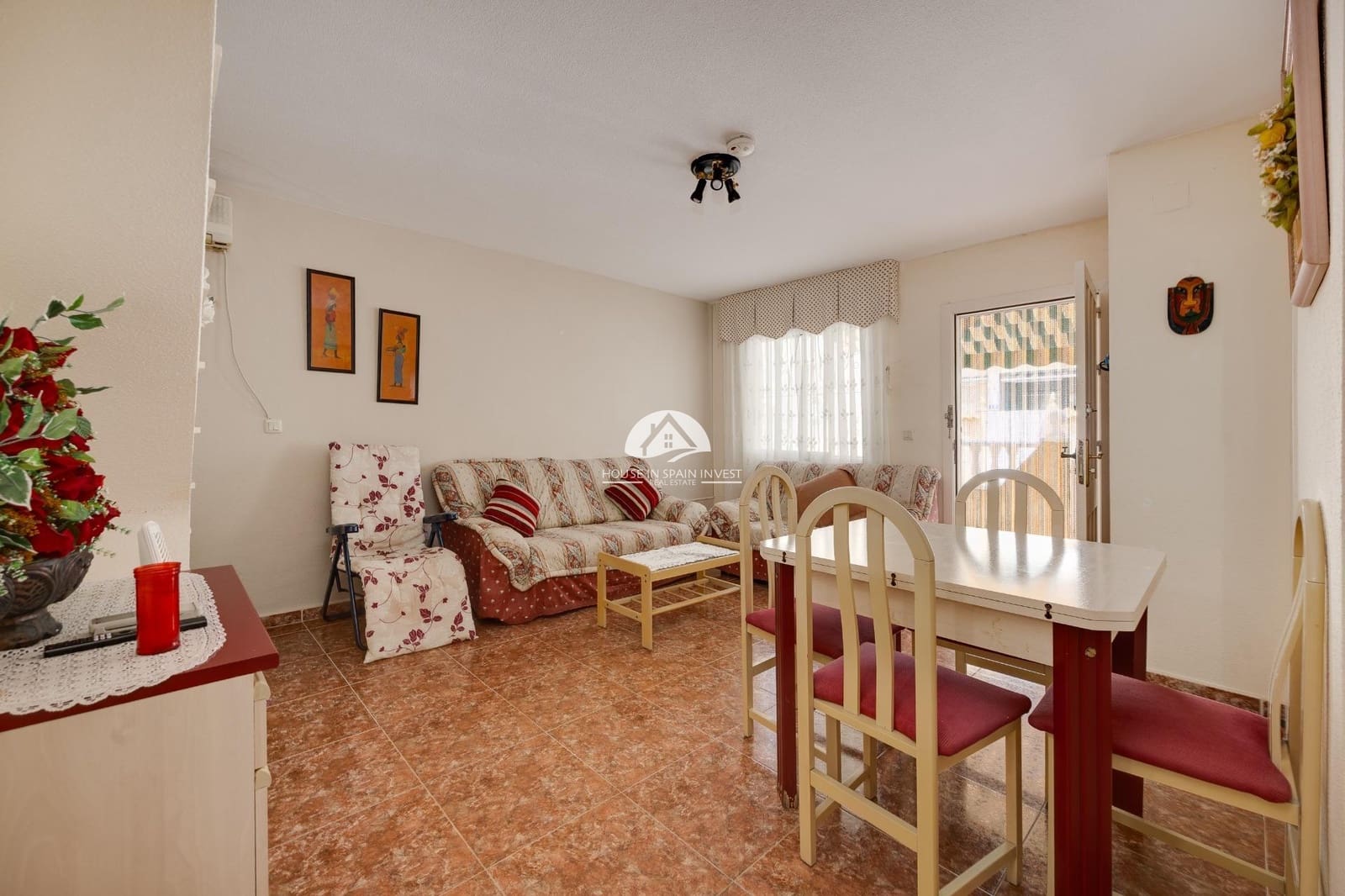 3 bedroom Villa for sale in Torrevieja with pool - € 199,500 (Ref: 10014269)