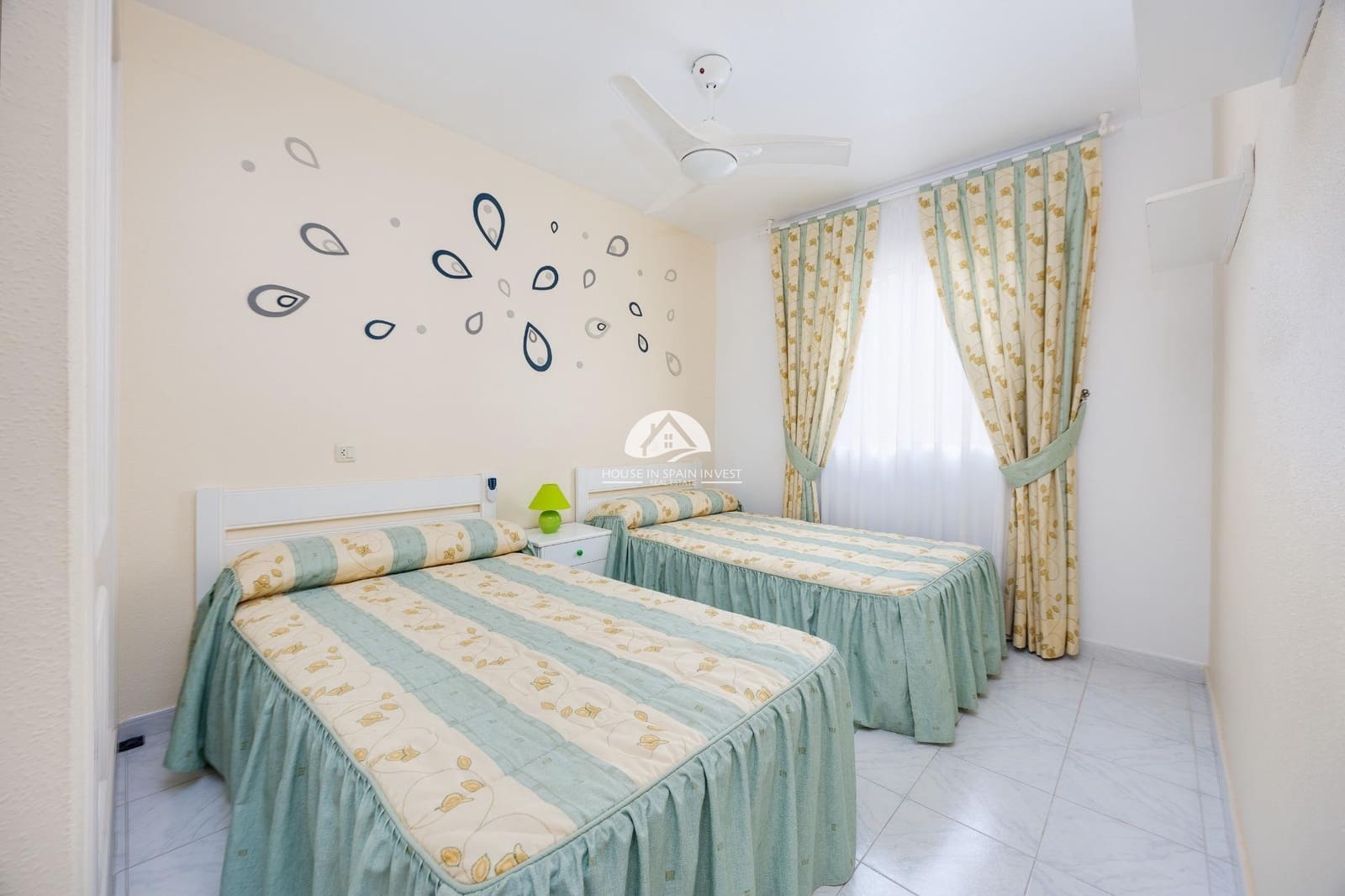 3 bedroom Villa for sale in Torrevieja with pool - € 199,500 (Ref: 10014269)