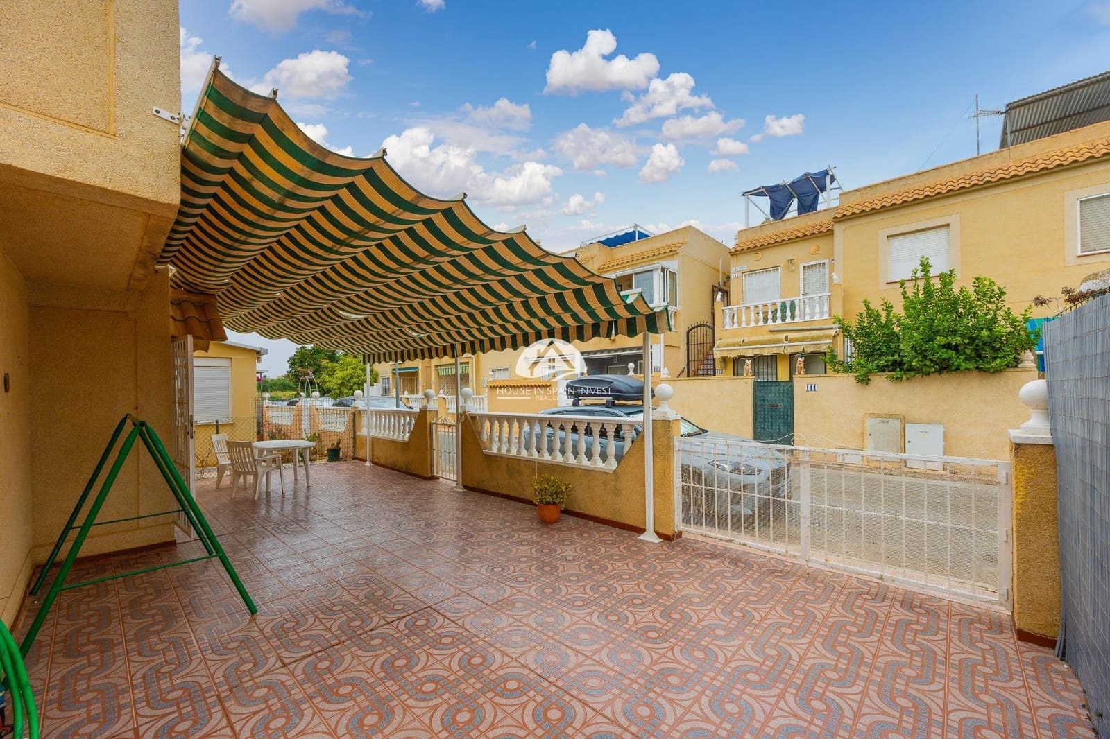 3 bedroom Villa for sale in Torrevieja with pool - € 199,500 (Ref: 10014269)
