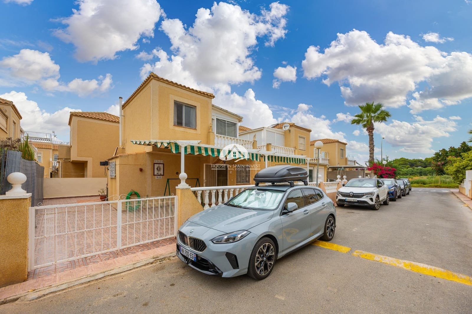 3 bedroom Villa for sale in Torrevieja with pool - € 199,500 (Ref: 10014269)