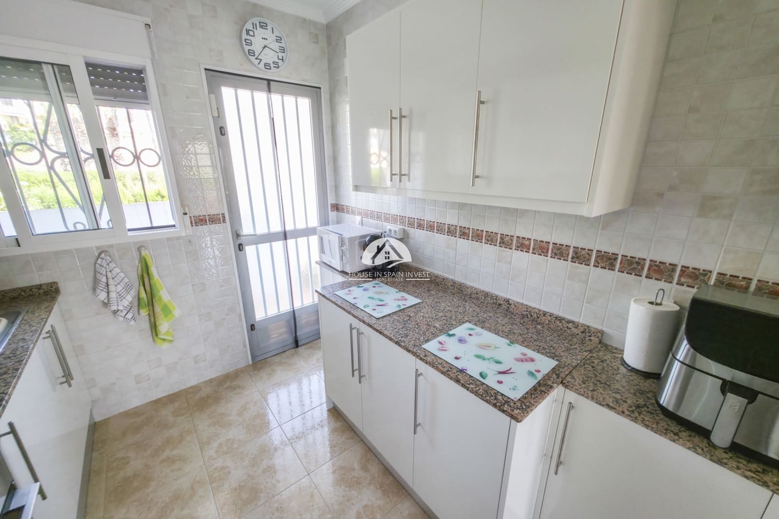 2 bedroom Apartment for sale in Orihuela Costa with pool - € 149,950 (Ref: 10014270)