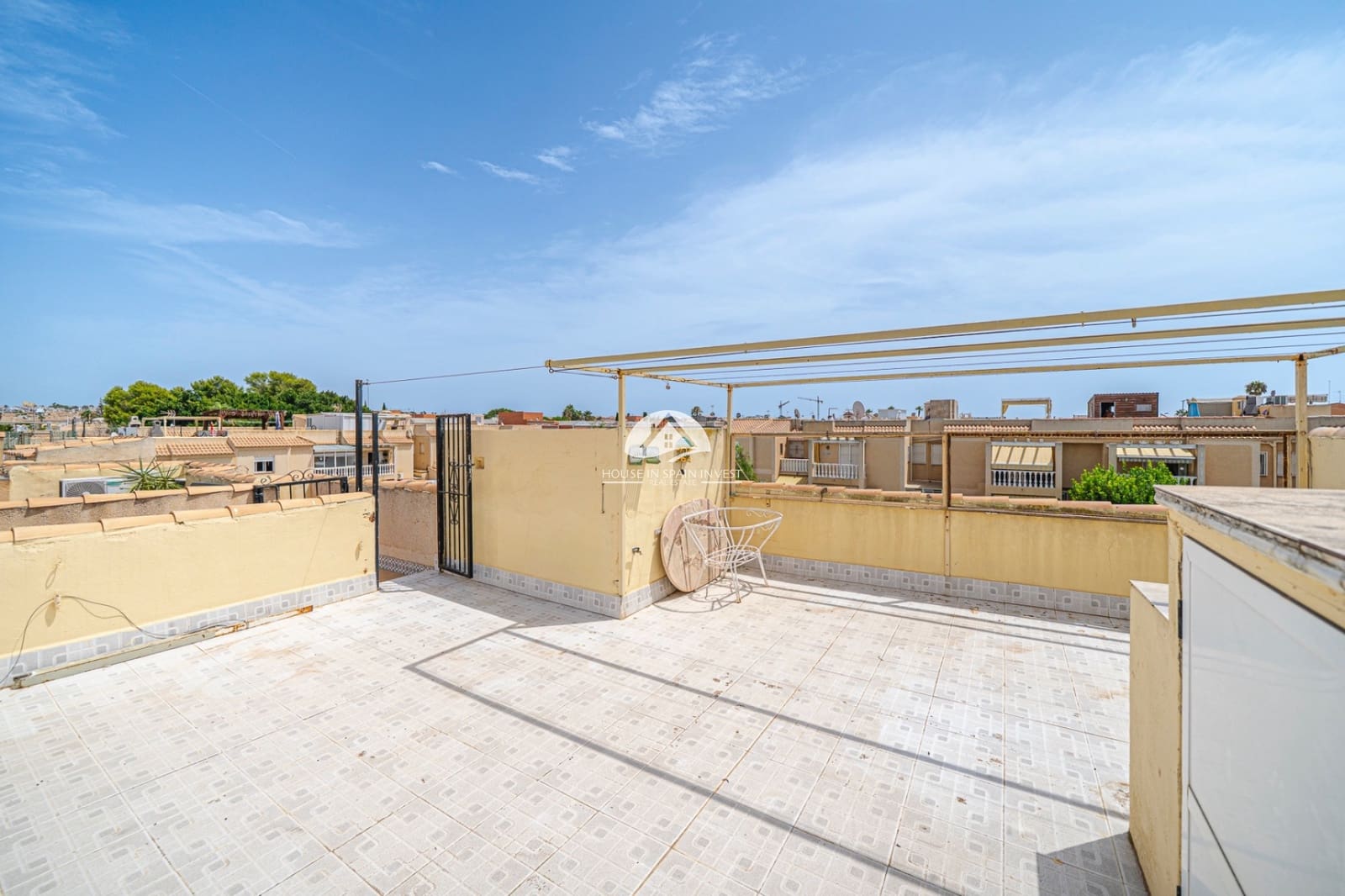 2 slaapkamer Appartement te koop in Torrevieja met zwembad - € 129.000 (Ref: 10014272)