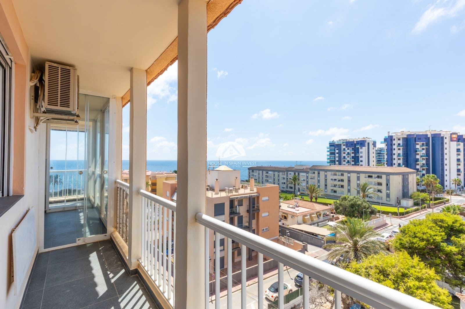 1 sovrum Lägenhet till salu i Punta Prima med pool - 245 000 € (Ref: 10020020)