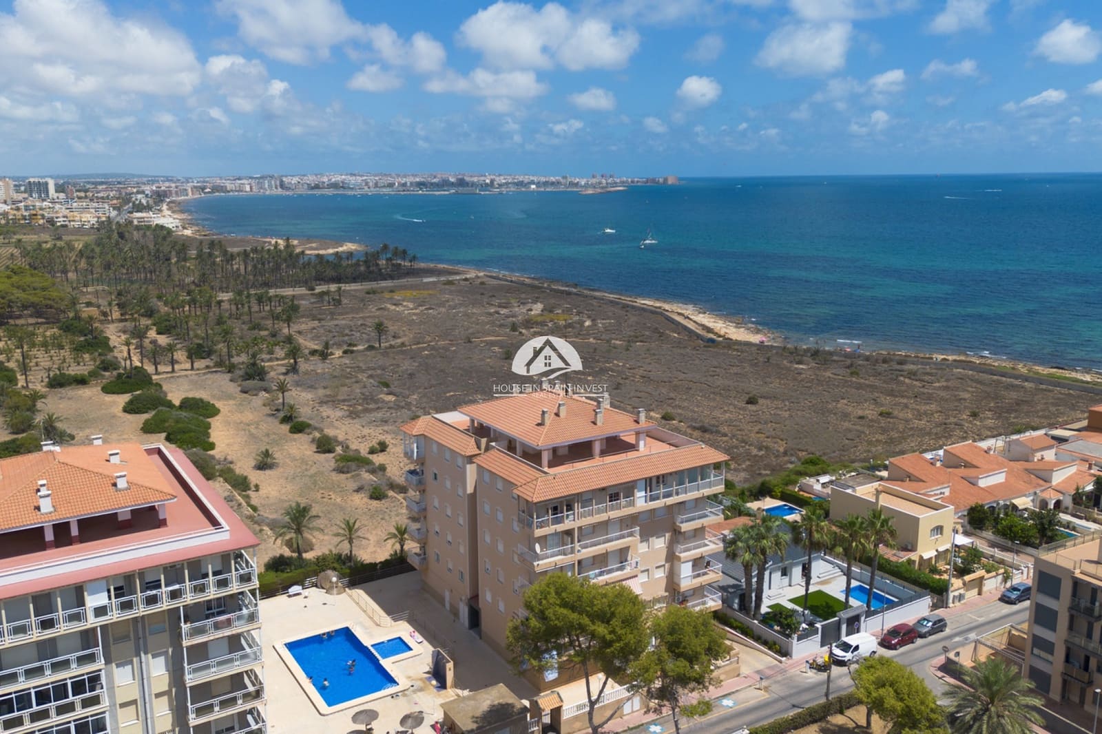 1 sovrum Lägenhet till salu i Punta Prima med pool - 245 000 € (Ref: 10020020)