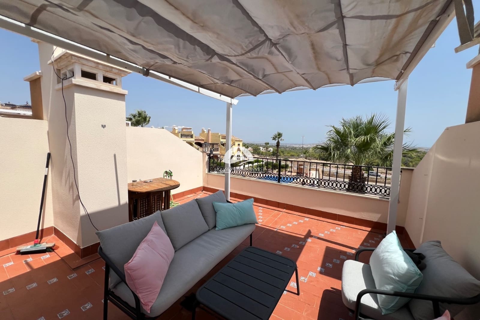 Casa de 2 habitaciones en Algorfa en venta con piscina - 220.000 € (Ref: 10020021)