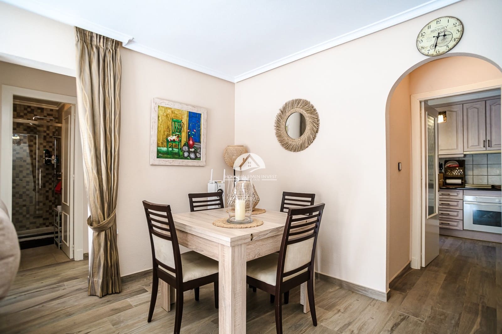 3 makuuhuone Huoneisto myytävänä paikassa Torrevieja mukana uima-altaan - 139 500 € (Ref: 10020022)