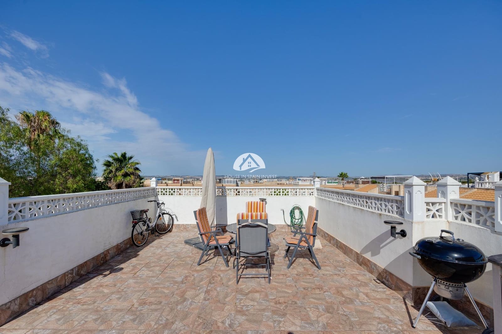 2 bedroom Bungalow for sale in Torrevieja with pool - € 135,000 (Ref: 10020023)