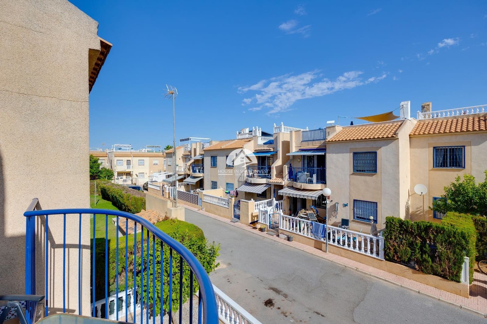 2 bedroom Bungalow for sale in Torrevieja with pool - € 135,000 (Ref: 10020023)