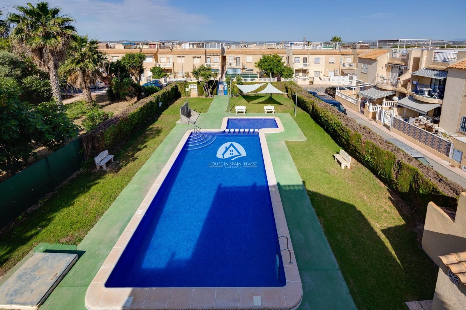 2 bedroom Bungalow for sale in Torrevieja with pool - € 135,000 (Ref: 10020023)