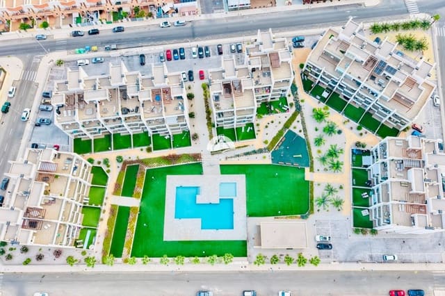 2 soveværelse Lejlighed til salg i Villamartin, Orihuela med swimmingpool - € 279.900 (Ref: 10024906)