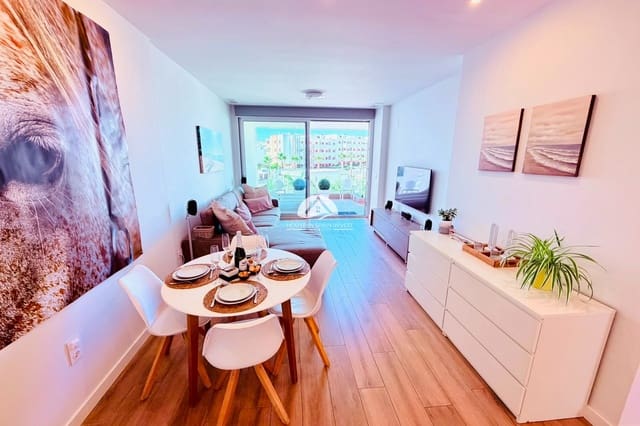2 soveværelse Lejlighed til salg i Villamartin, Orihuela med swimmingpool - € 279.900 (Ref: 10024906)