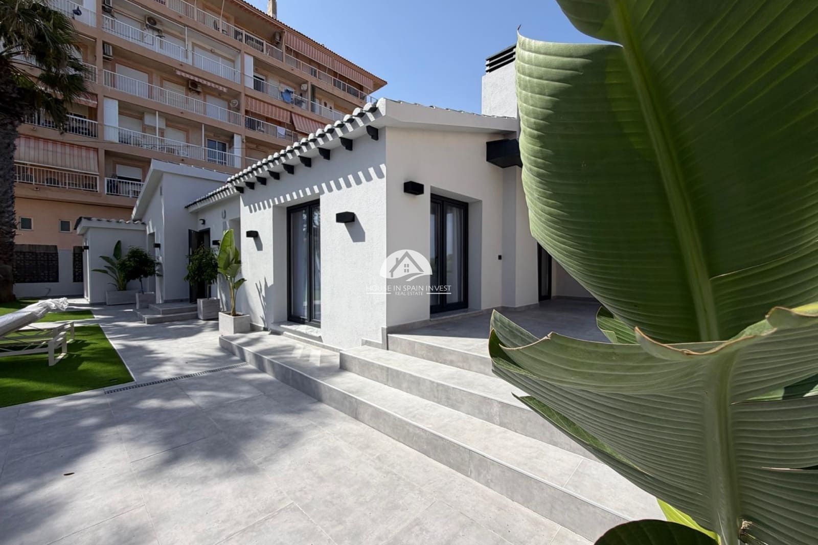 4 chambre Villa/Maison à vendre à Punta Prima avec piscine - 749 000 € (Ref: 10024907)