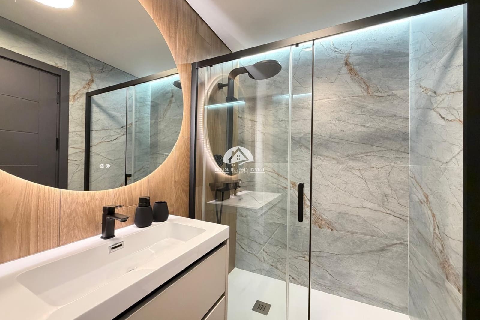 4 chambre Villa/Maison à vendre à Punta Prima avec piscine - 749 000 € (Ref: 10024907)
