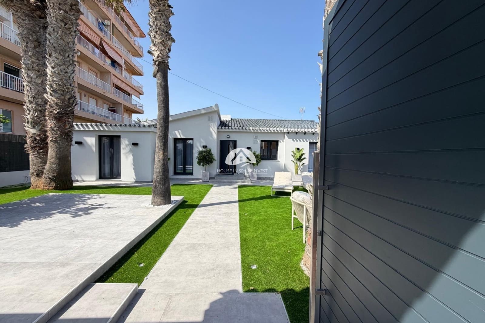 4 chambre Villa/Maison à vendre à Punta Prima avec piscine - 749 000 € (Ref: 10024907)