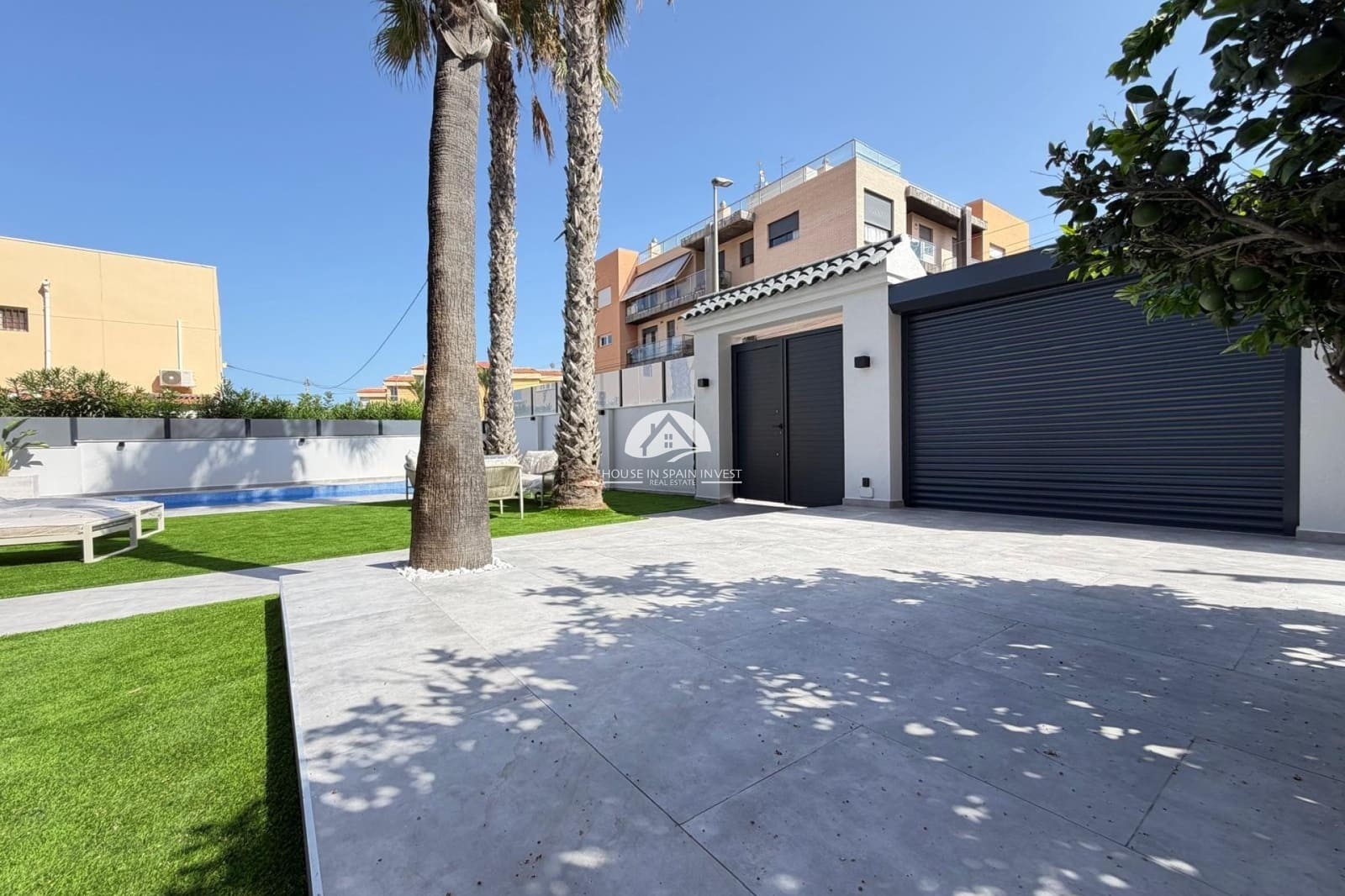 4 chambre Villa/Maison à vendre à Punta Prima avec piscine - 749 000 € (Ref: 10024907)