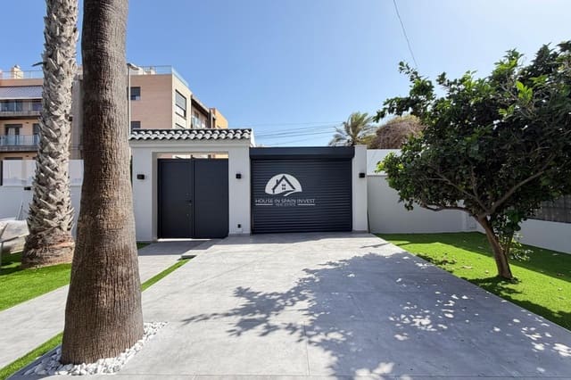 4 makuuhuone Huvila myytävänä paikassa Punta Prima, Torrevieja mukana uima-altaan - 749 000 € (Ref: 10024907)
