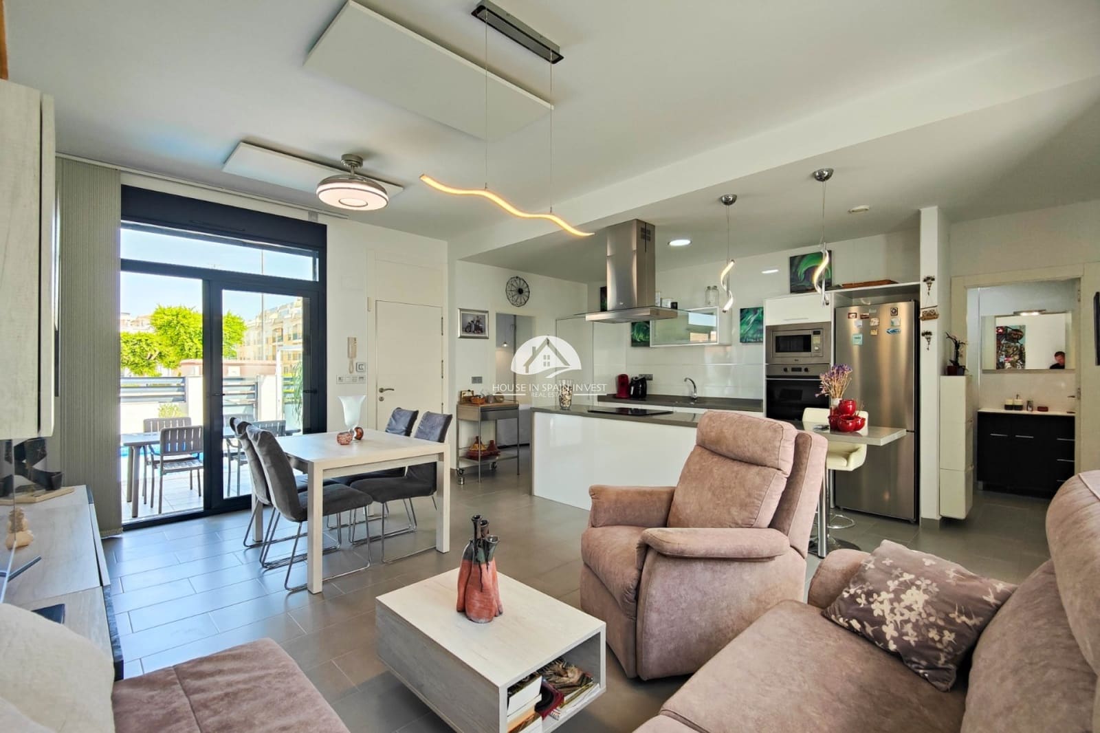 2 quarto Casa em Banda para venda em Formentera del Segura com piscina garagem - 285 000 € (Ref: 10026179)