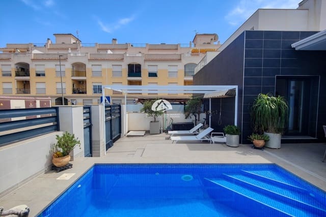 Casa de 2 habitaciones en Formentera del Segura en venta con piscina garaje - 285.000 € (Ref: 10026179)