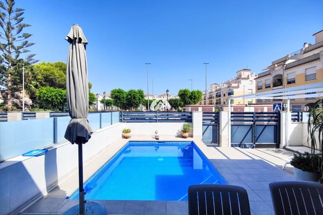Casa de 2 habitaciones en Formentera del Segura en venta con piscina garaje - 285.000 € (Ref: 10026179)