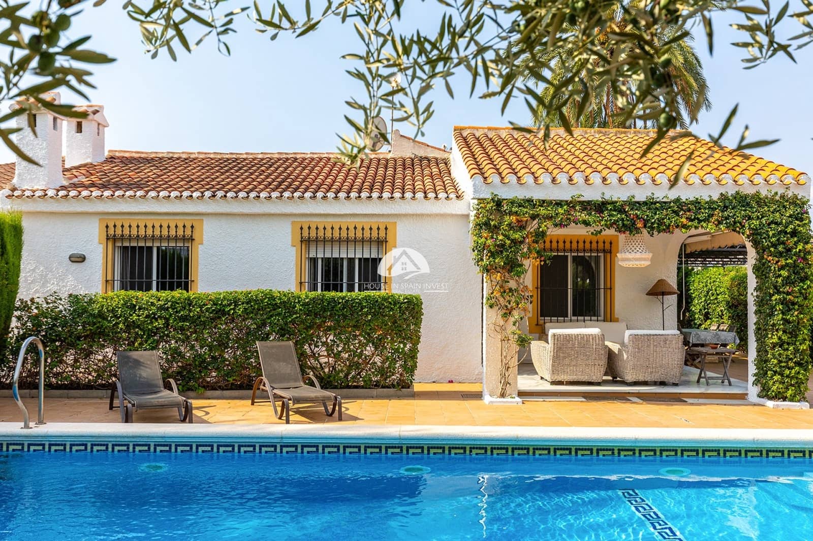 3 chambre Villa/Maison à vendre à Torrevieja avec piscine garage - 649 000 € (Ref: 10042360)