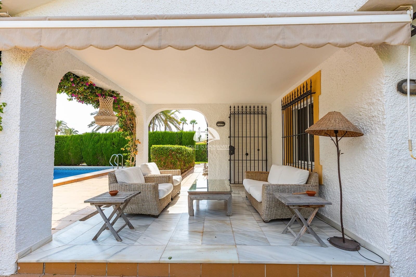 3 chambre Villa/Maison à vendre à Torrevieja avec piscine garage - 649 000 € (Ref: 10042360)