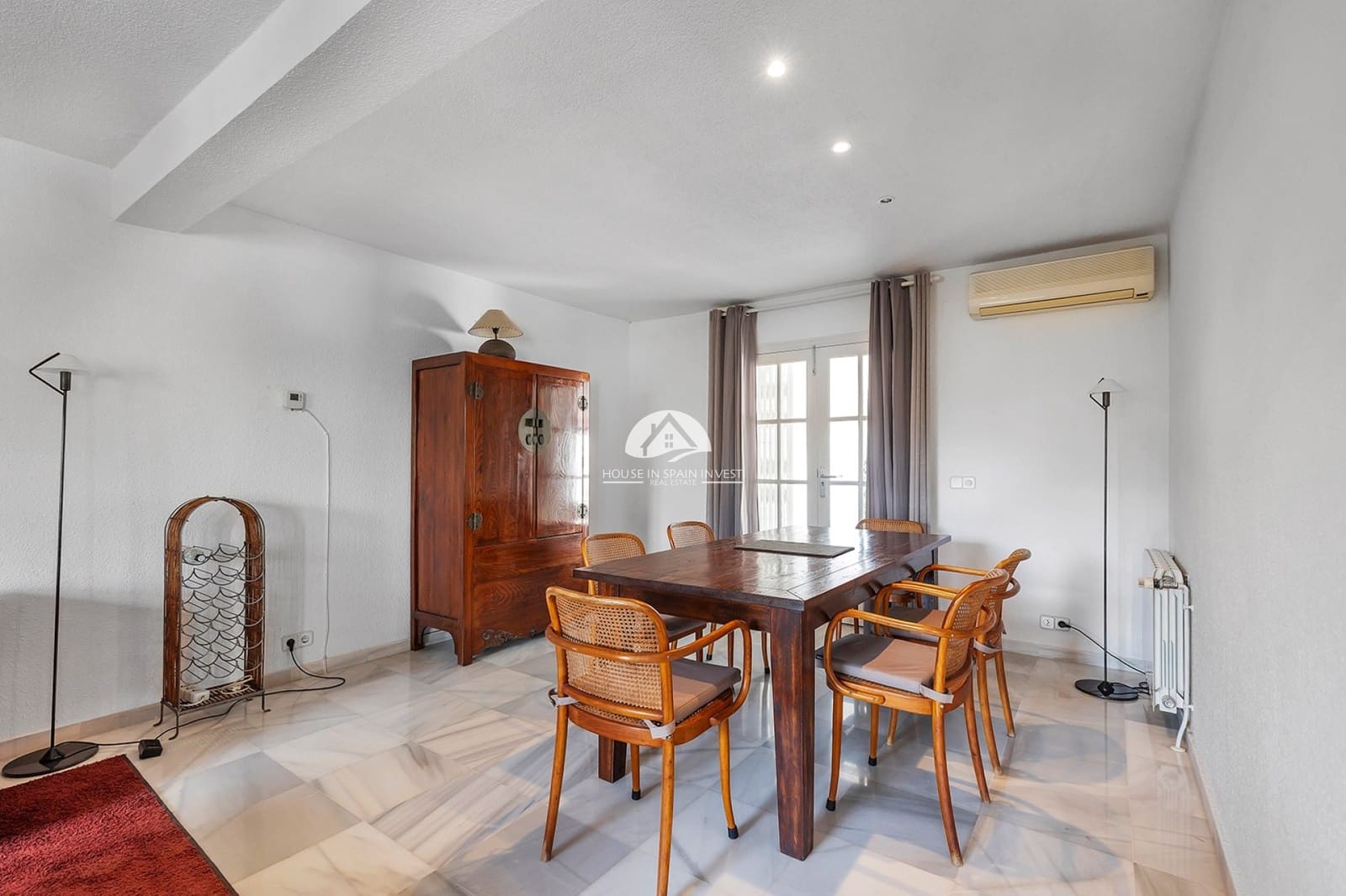 3 chambre Villa/Maison à vendre à Torrevieja avec piscine garage - 649 000 € (Ref: 10042360)
