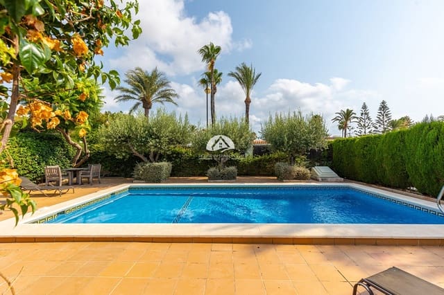 3 chambre Villa/Maison à vendre à Playa de los Locos, Torrevieja avec piscine garage - 649 000 € (Ref: 10042360)