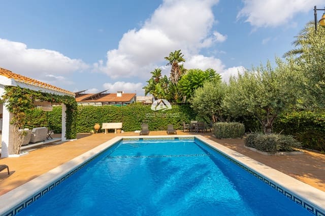 3 chambre Villa/Maison à vendre à Playa de los Locos, Torrevieja avec piscine garage - 649 000 € (Ref: 10042360)