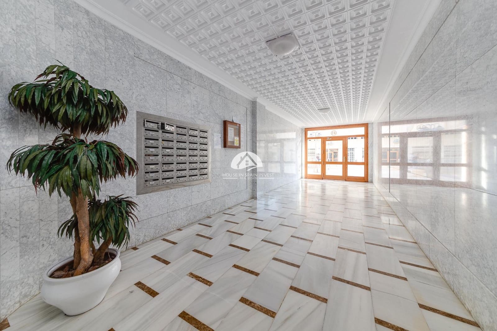 1 sypialnia Apartament na sprzedaż w Torrevieja z basenem - 175 000 € (Ref: 10042364)