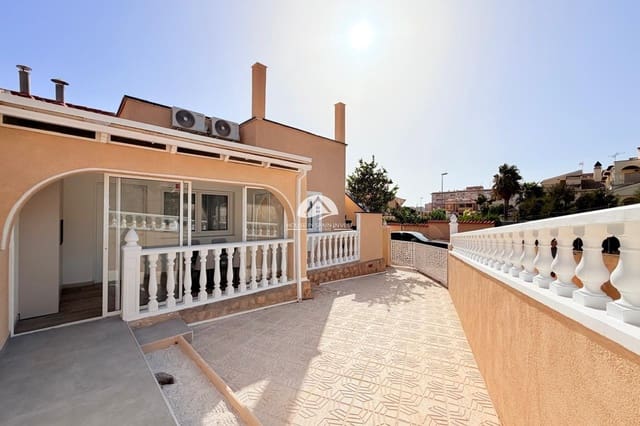 2 chambre Maison de Ville à vendre à Miramar - Torre del Moro, Torrevieja avec piscine - 249 900 € (Ref: 10042365)