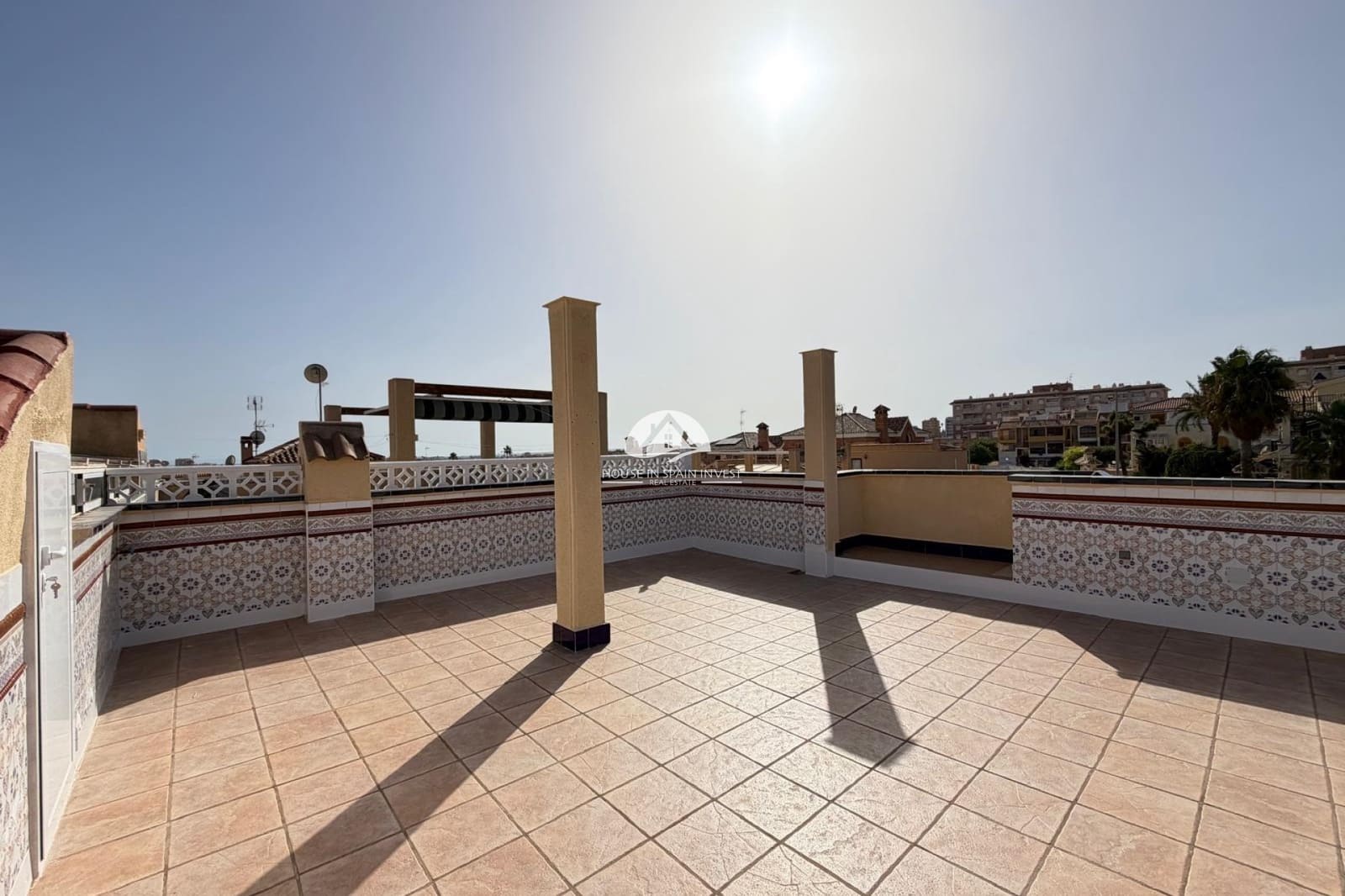 2 bedroom Townhouse for sale in Torrevieja with pool - € 249,900 (Ref: 10042365)